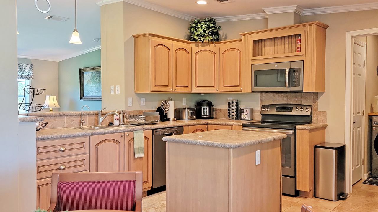 Photo of Kitchen in Myakka City