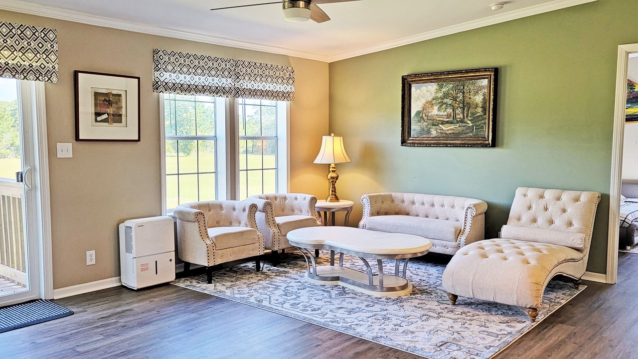 Photo of Livingroom in Myakka City