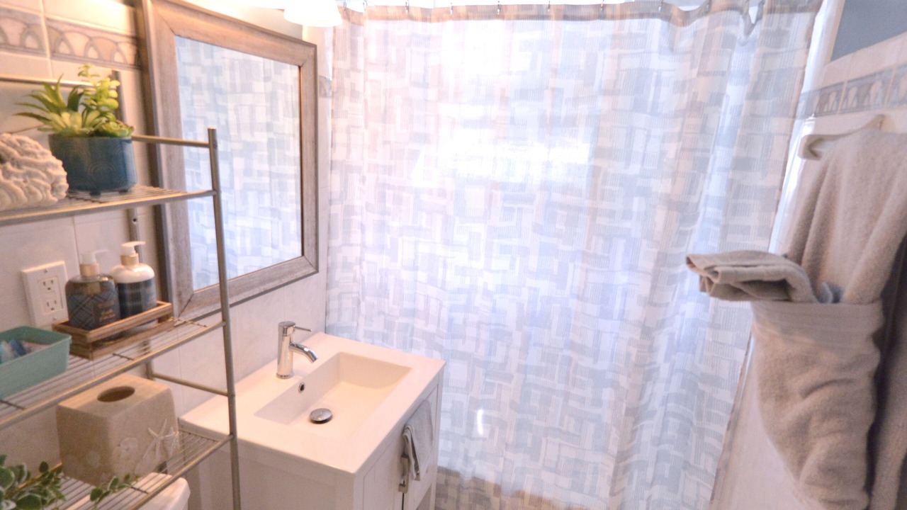 Photo of Bathroom in Hollywood South Central Beach