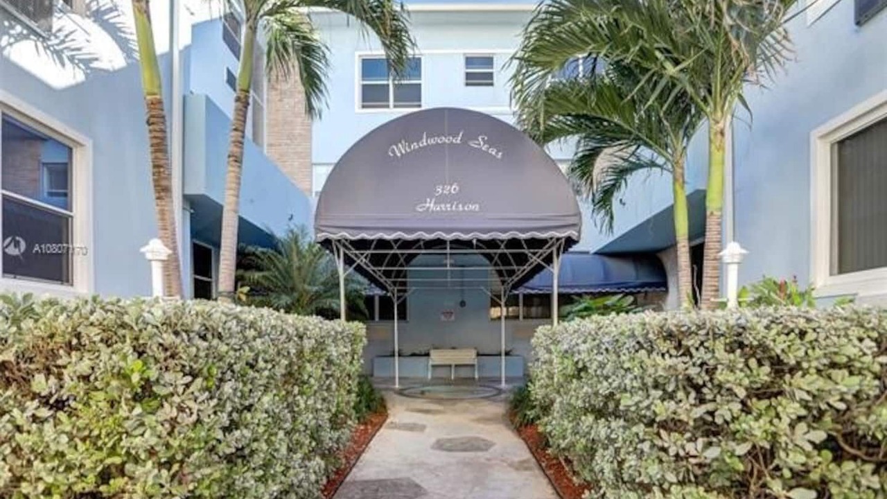 Photo of Outdoor in Hollywood South Central Beach