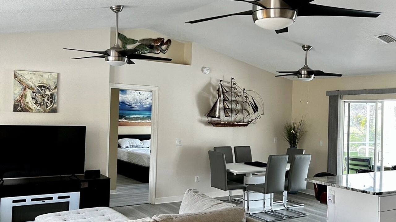 Photo of Livingroom in Port Charlotte