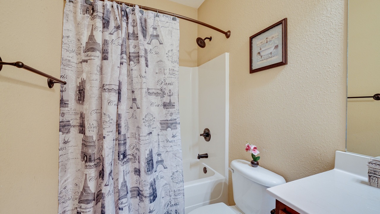 Photo of Bathroom in Kathleen