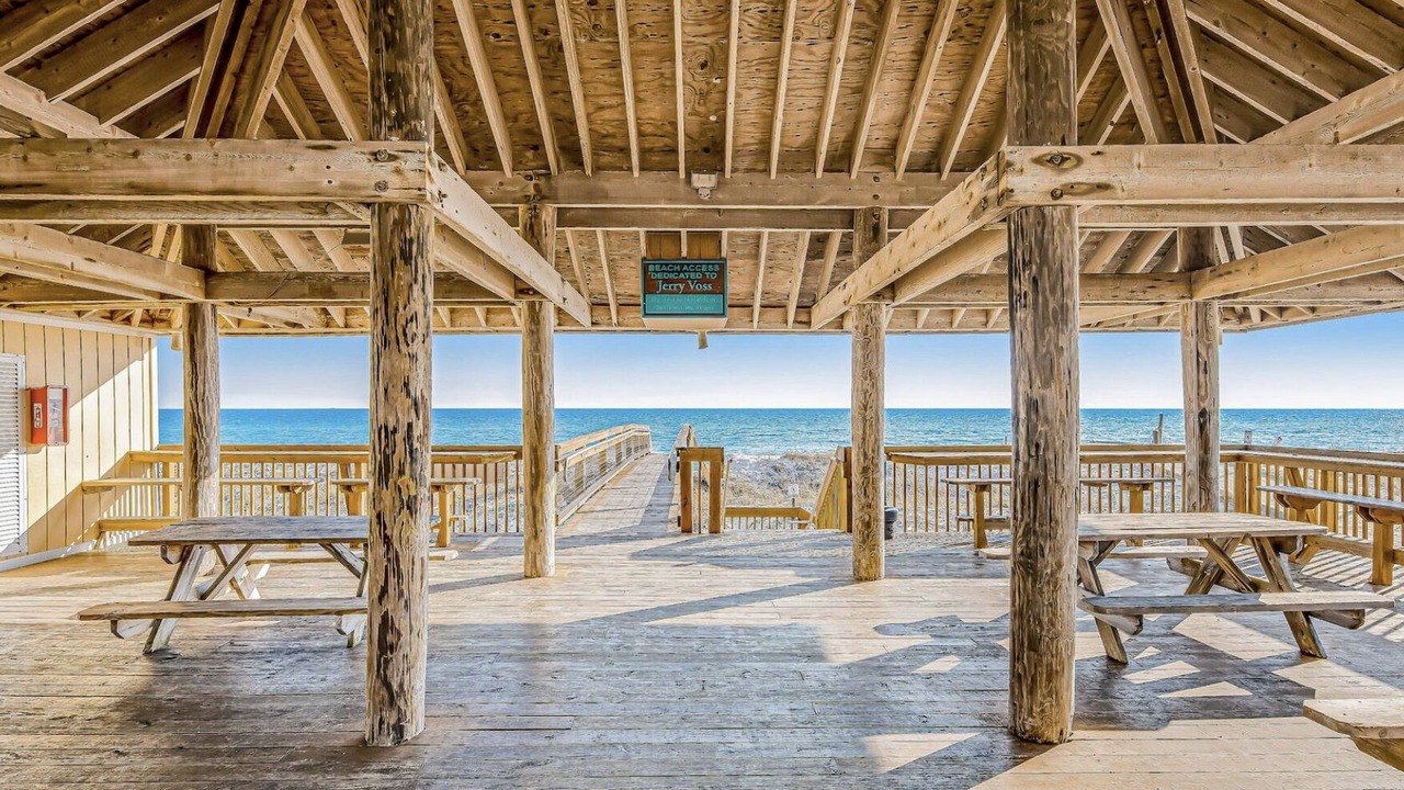 Photo of Outdoor in Holiday Isle