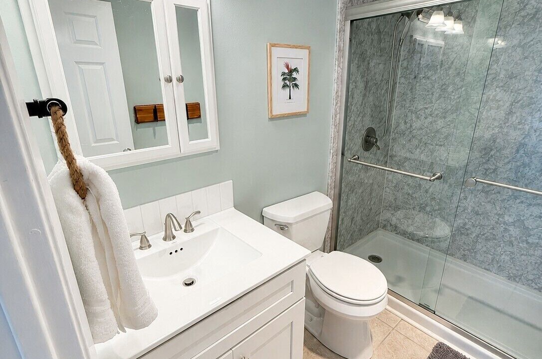 Photo of Bathroom in Holiday Isle