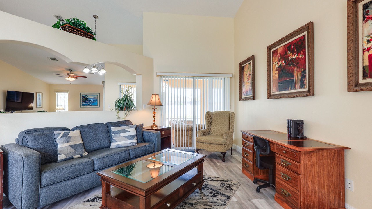 Photo of Livingroom in Port Saint Lucie