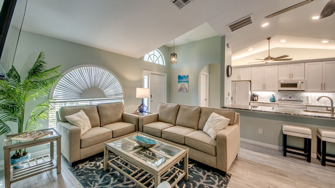 Photo of Livingroom in Pelican