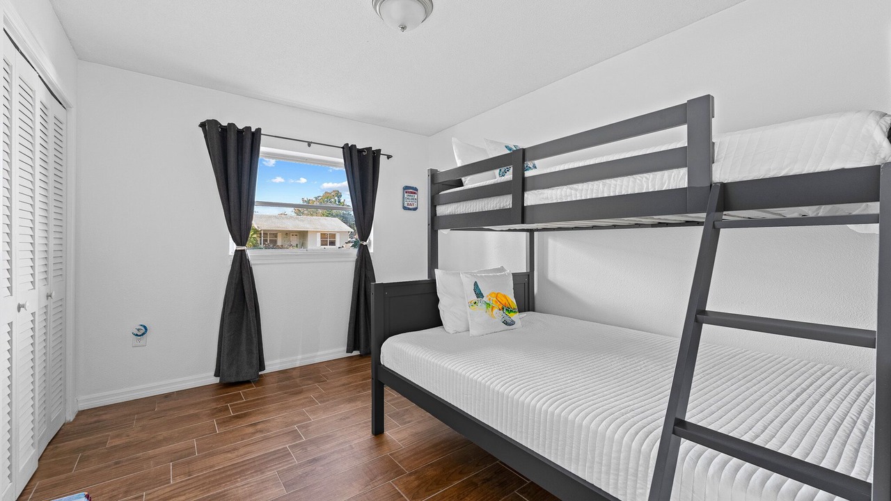Photo of Bedroom in New Smyrna Beach
