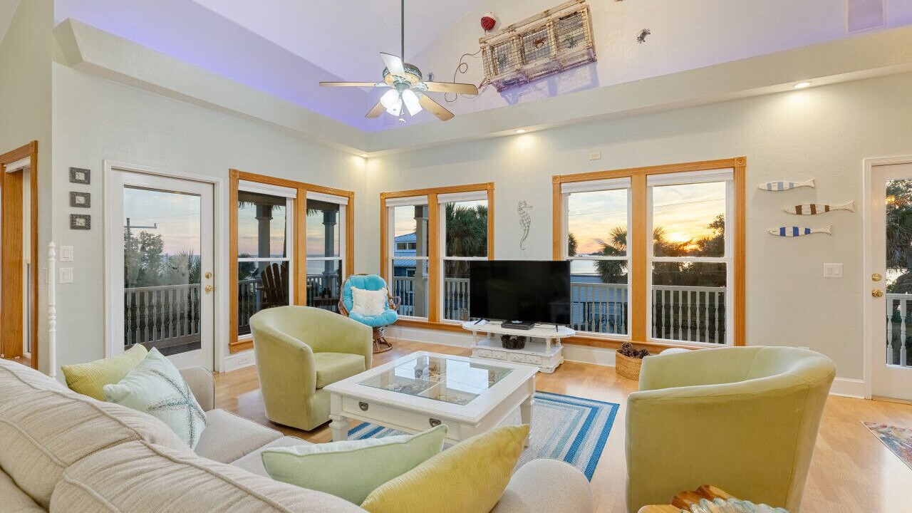 Photo of Bedroom in Cedar Key