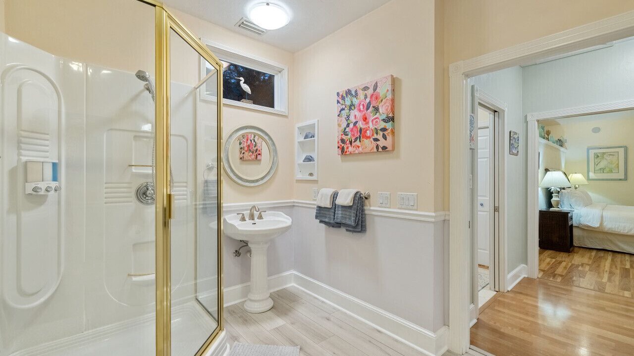 Photo of Bathroom in Cedar Key