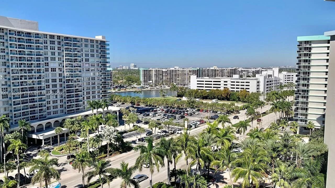 Photo of Outdoor in Hollywood South Central Beach