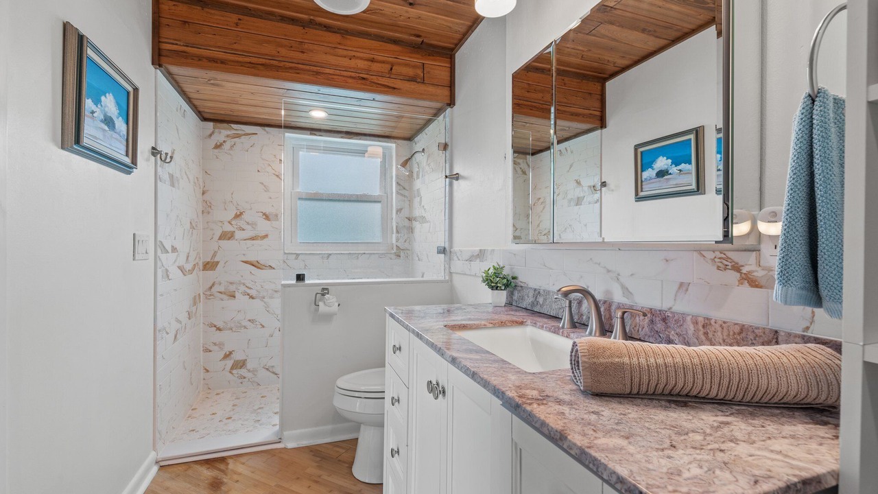 Photo of Bathroom in Apollo Beach