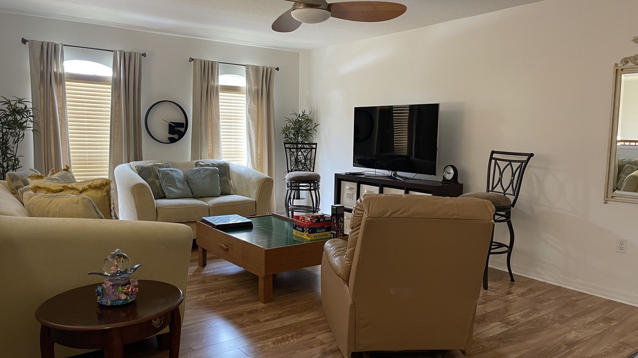 Photo of Livingroom in Lakeland
