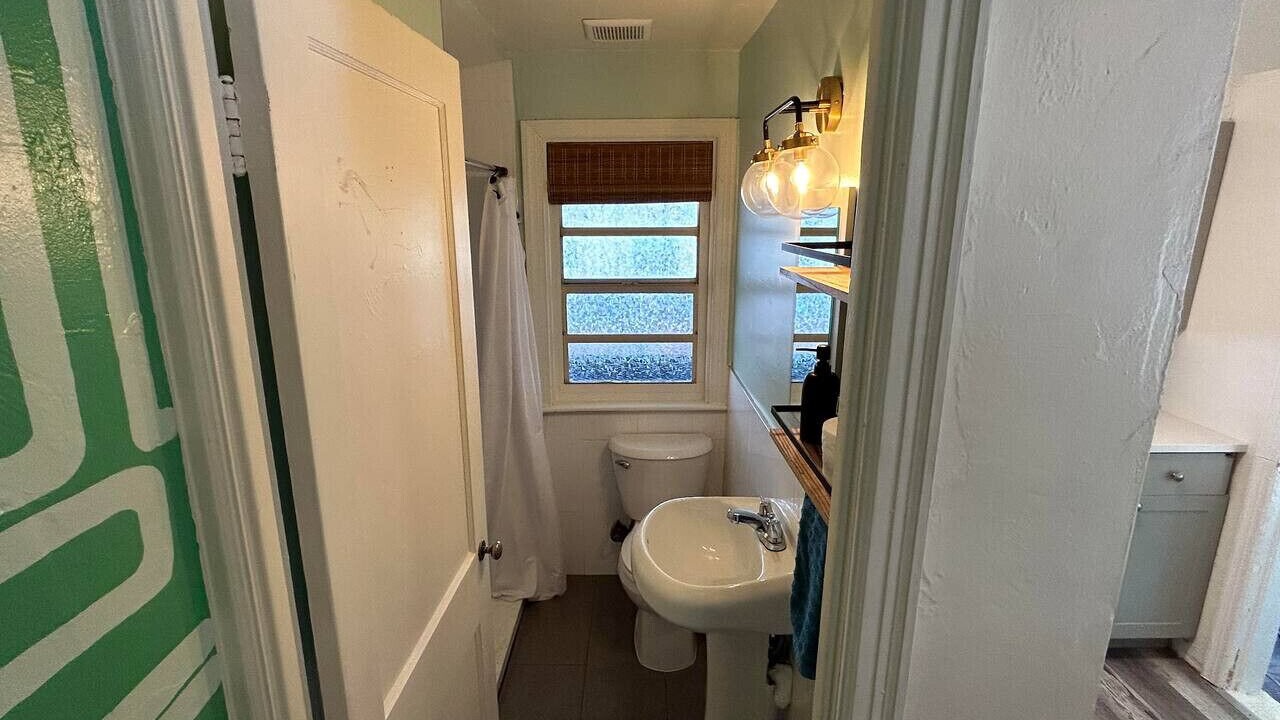 Photo of Bathroom in Gulfport