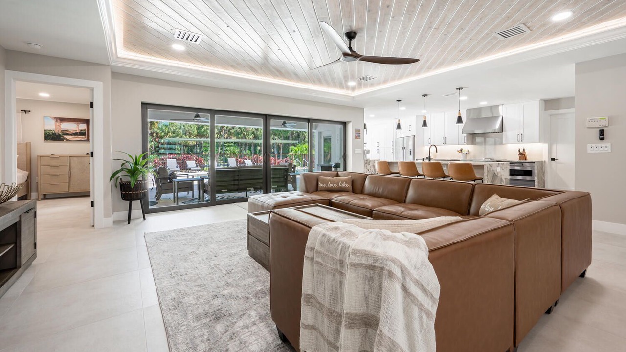 Photo of Livingroom in Central Naples