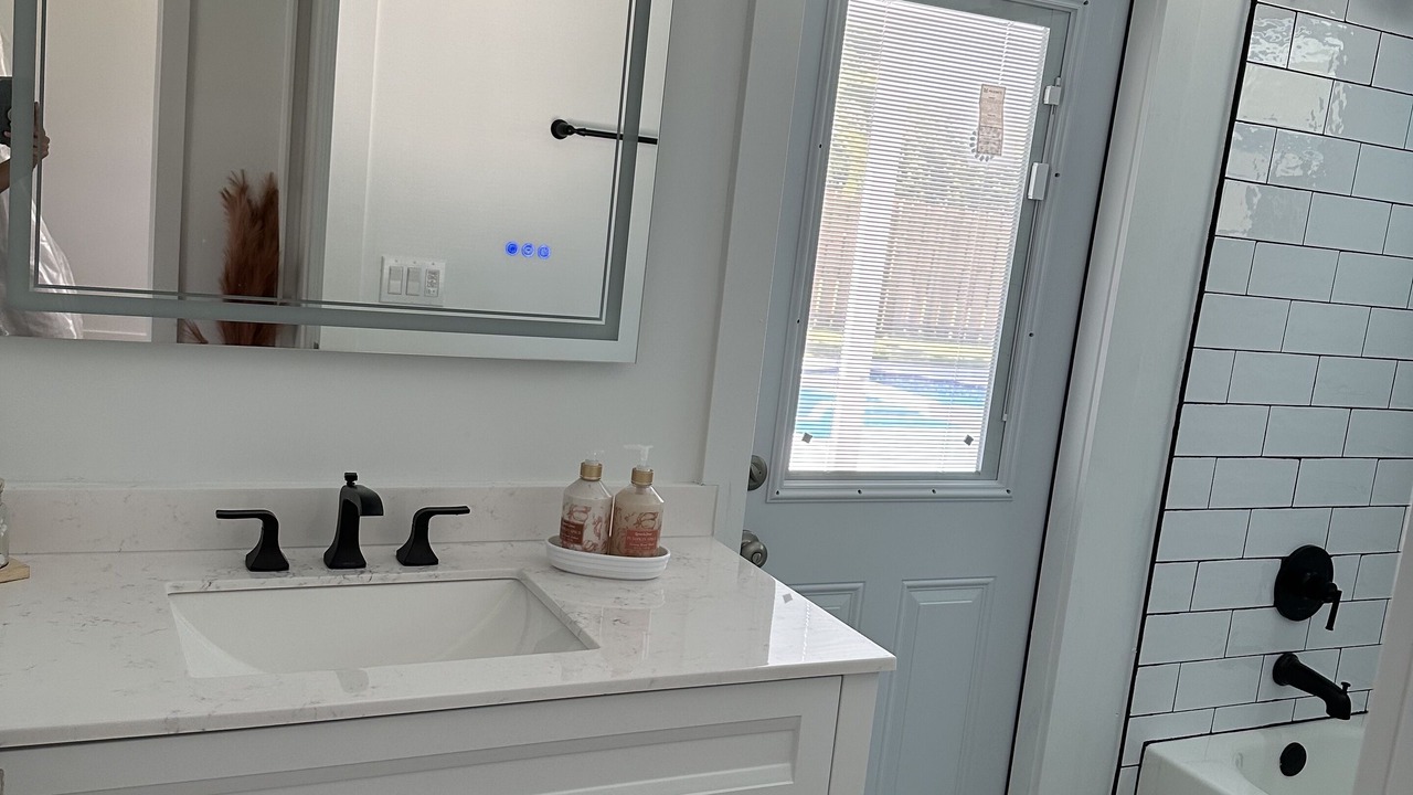 Photo of Bathroom in Paseo