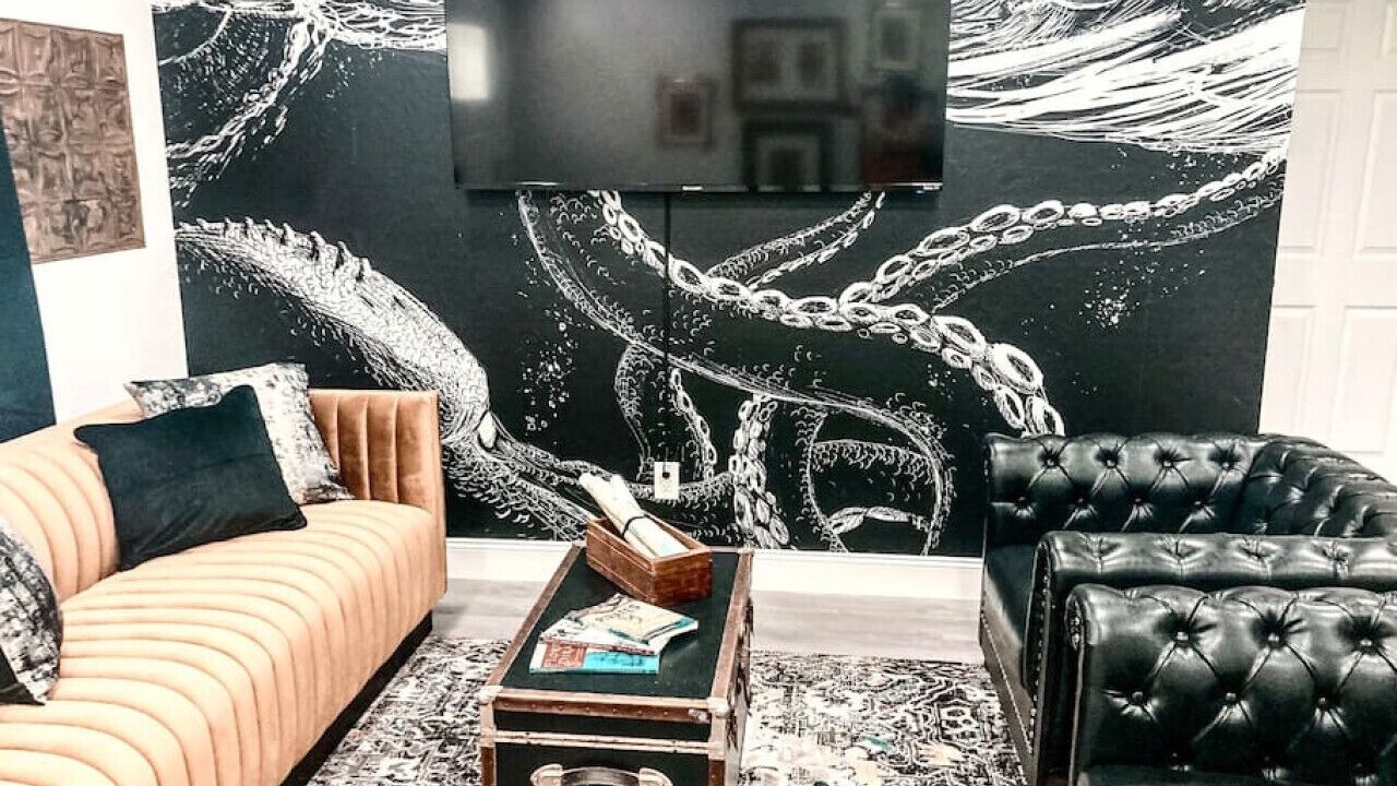 Photo of Bedroom in Bearss Plaza