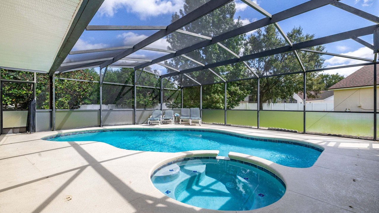 Photo of Outdoor in Orange Tree