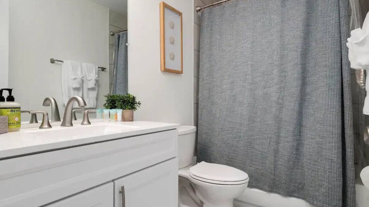 Photo of Bathroom in Riverview Estates