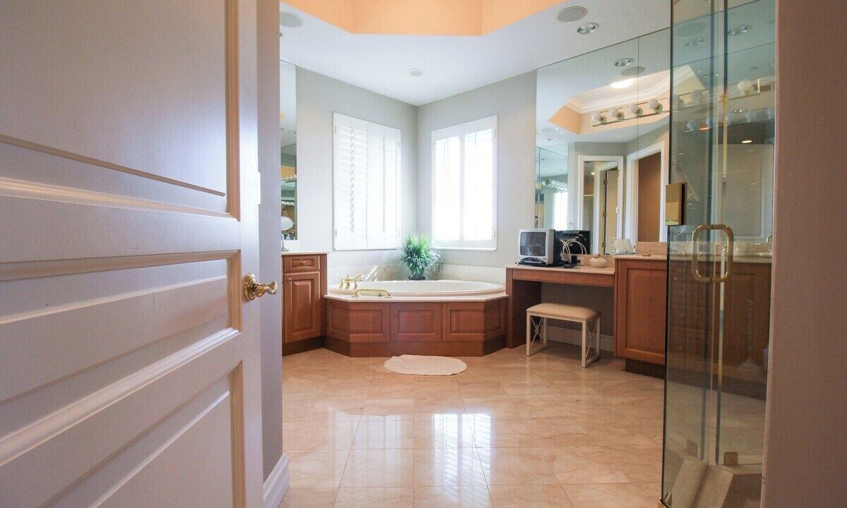 Photo of Bathroom in Longboat Key