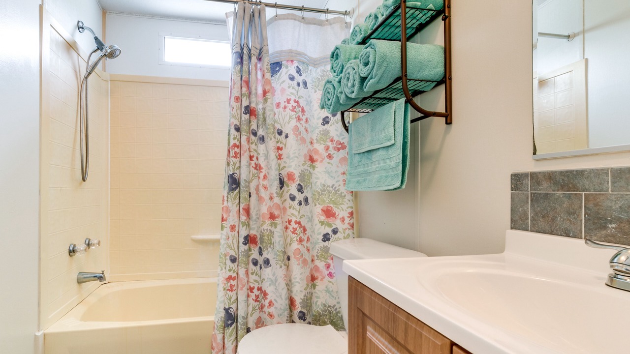 Photo of Bathroom in Brooksville
