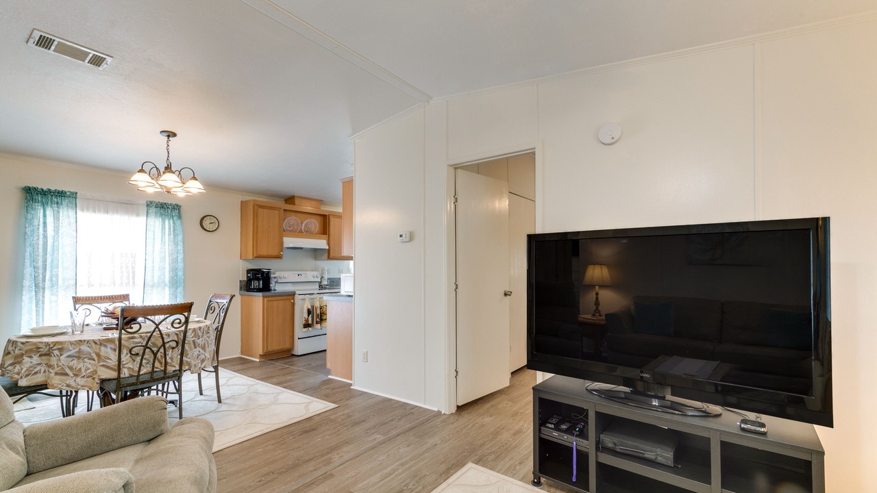 Photo of Livingroom in Brooksville