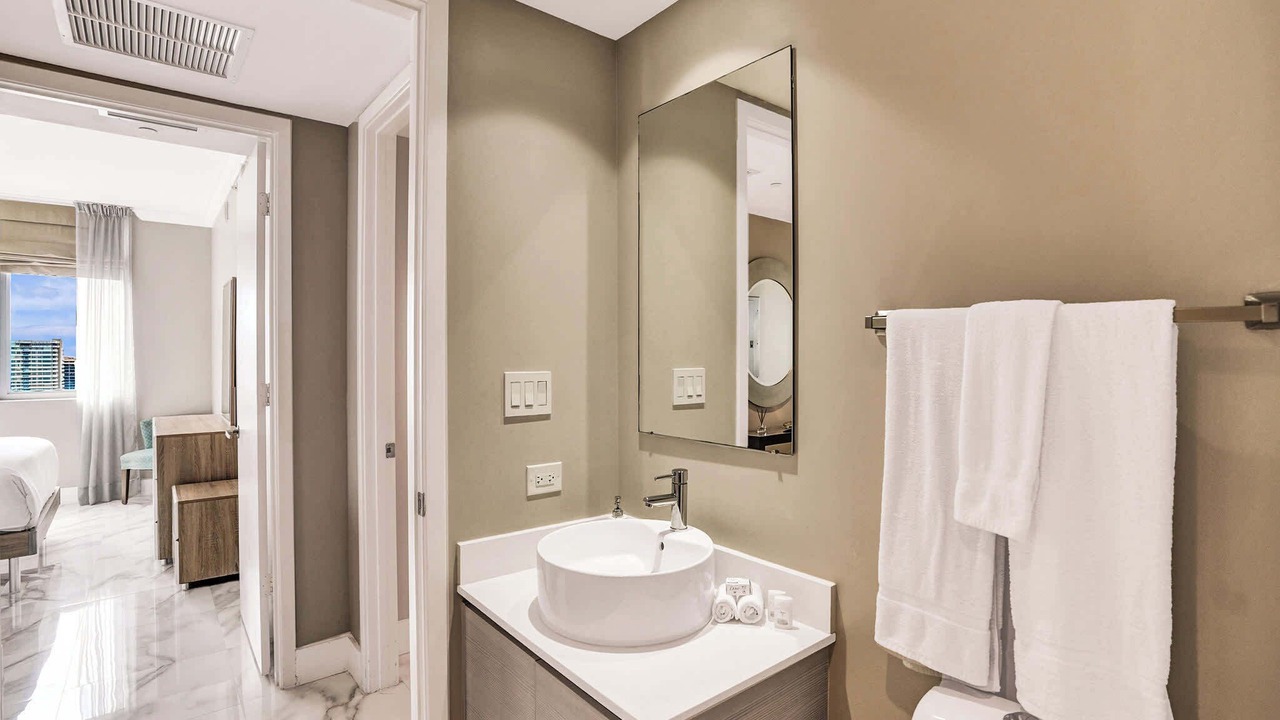 Photo of Bathroom in Hallandale Beach