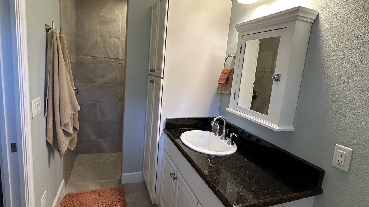 Photo of Bathroom in New Smyrna Beach