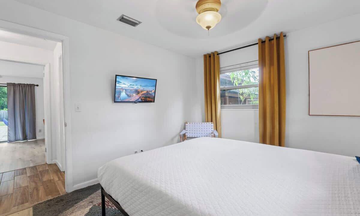 Photo of Bedroom in Jacksonville