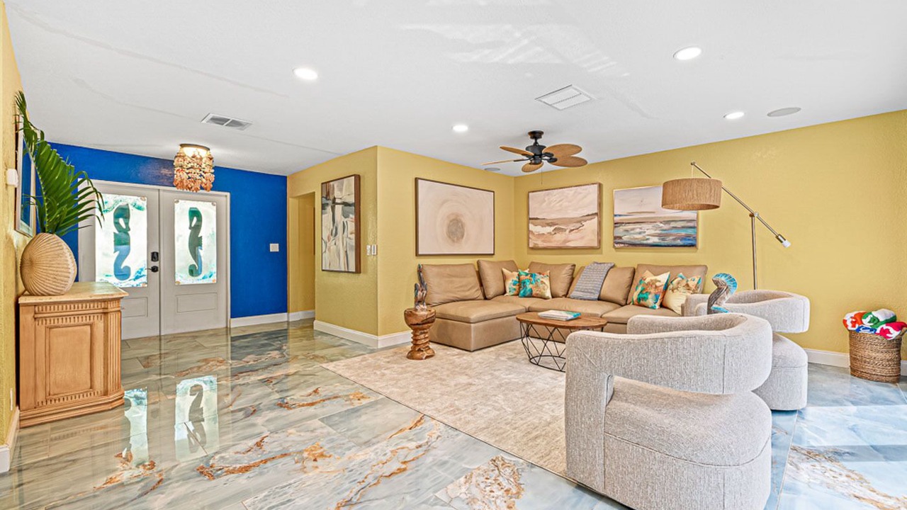 Photo of Livingroom in Singer Island