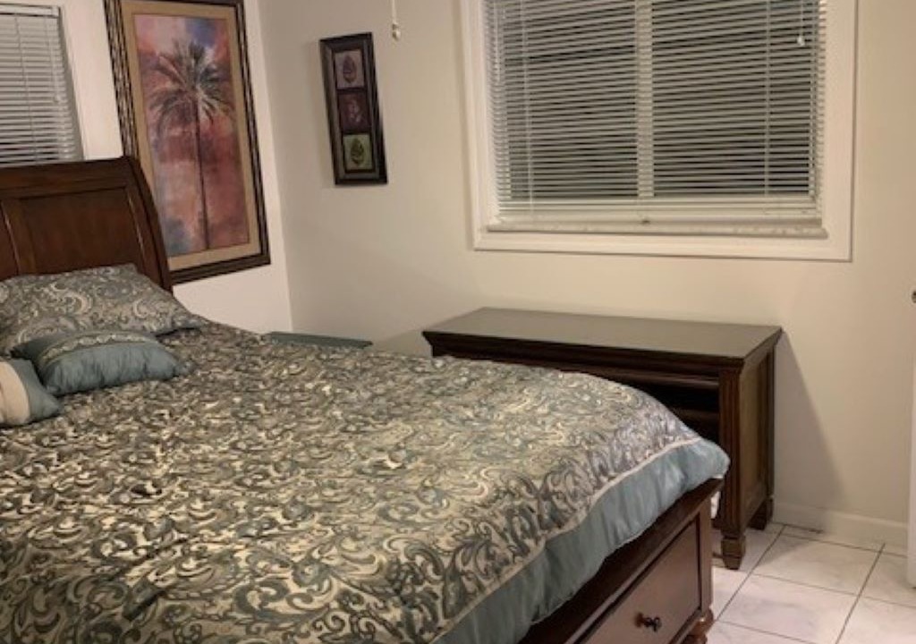 Photo of Bedroom in Saint James City