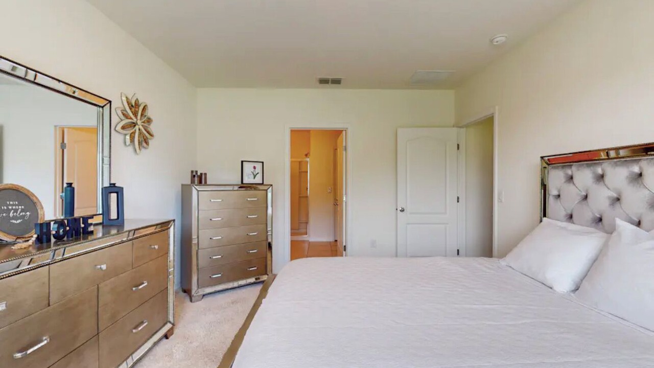 Photo of Bedroom in Meadow Woods