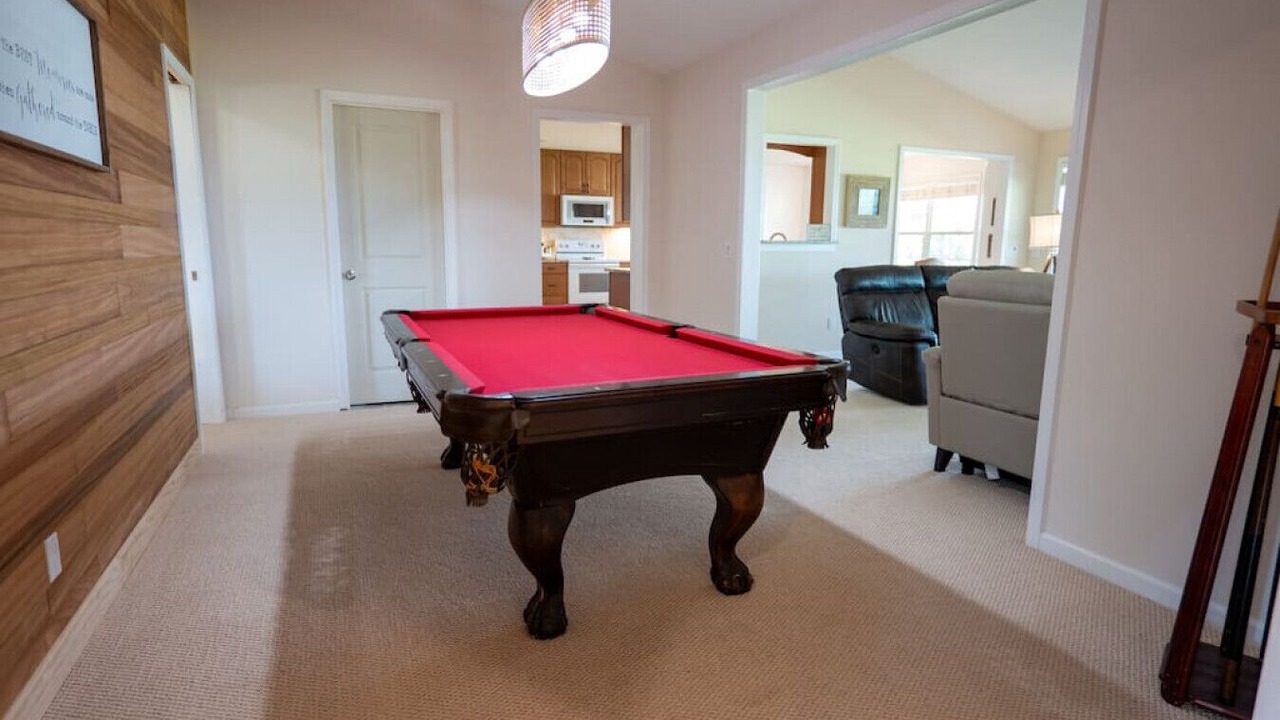 Photo of Bedroom in Crescent Beach