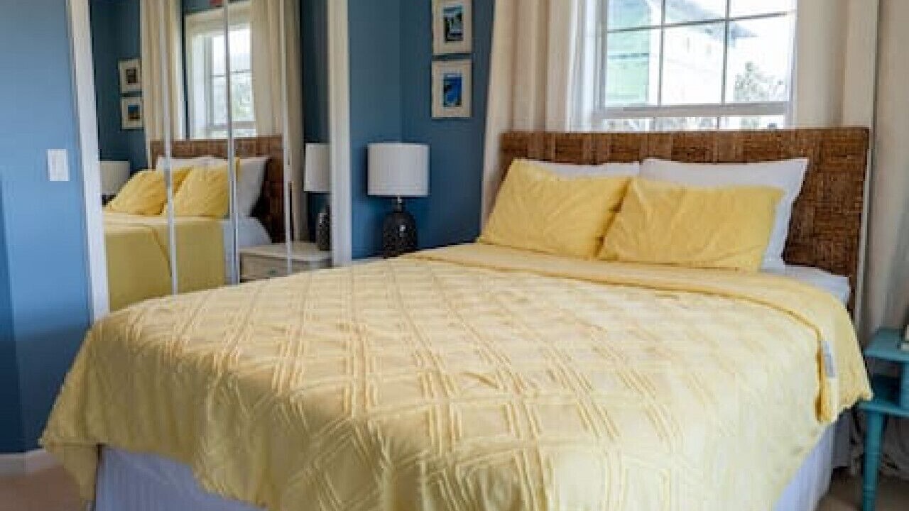 Photo of Bedroom in Crescent Beach