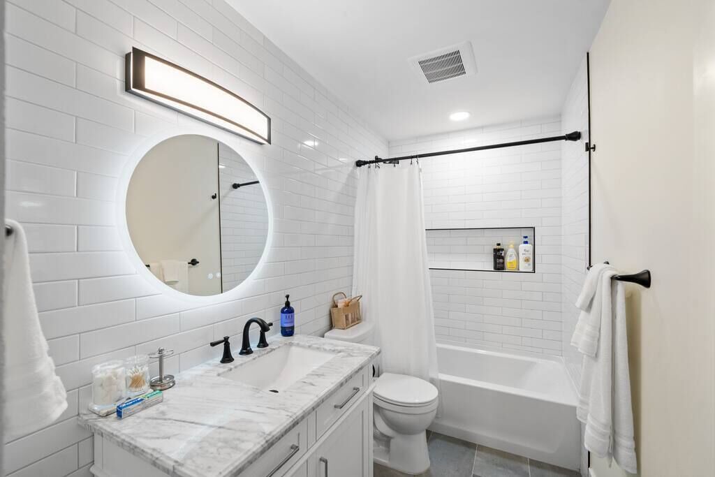 Photo of Bathroom in Laurel