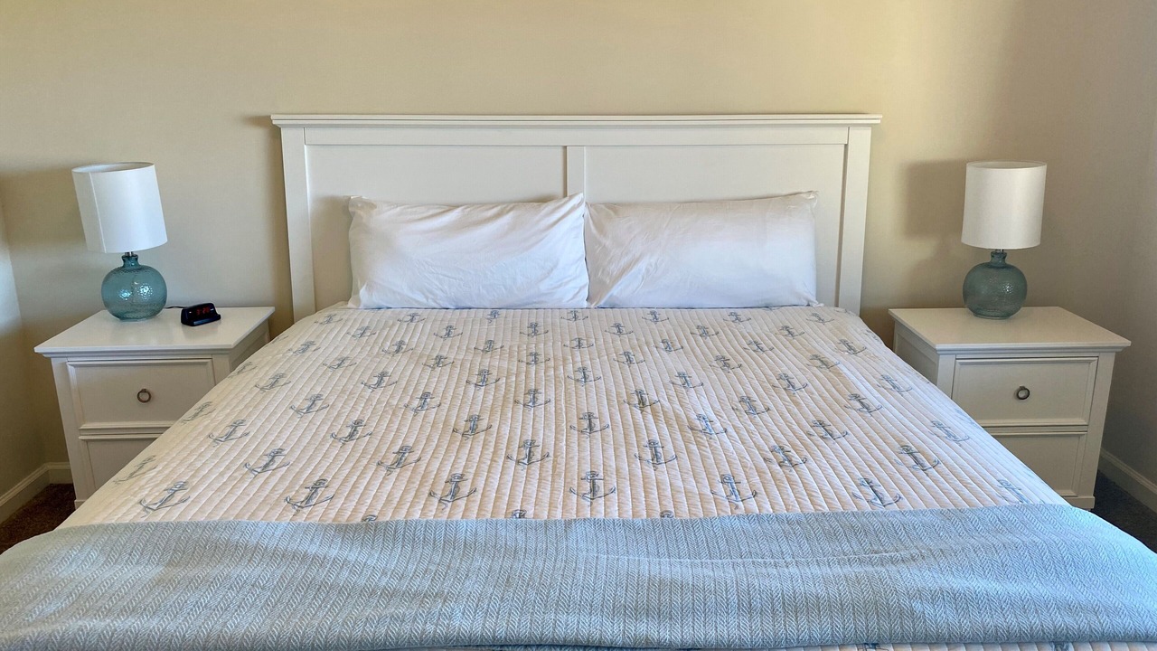 Photo of Bedroom in Crescent Beach