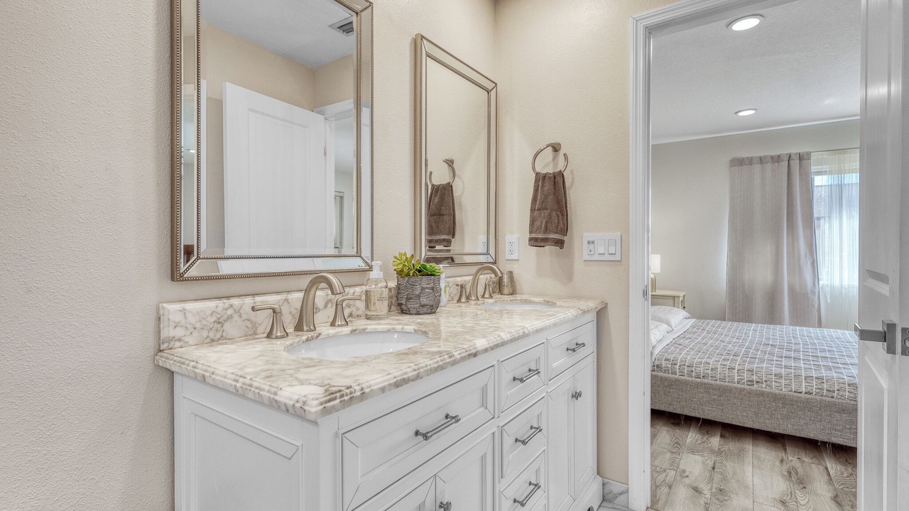 Photo of Bathroom in Lake Sarasota