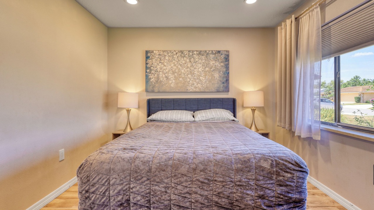 Photo of Bedroom in Lake Sarasota