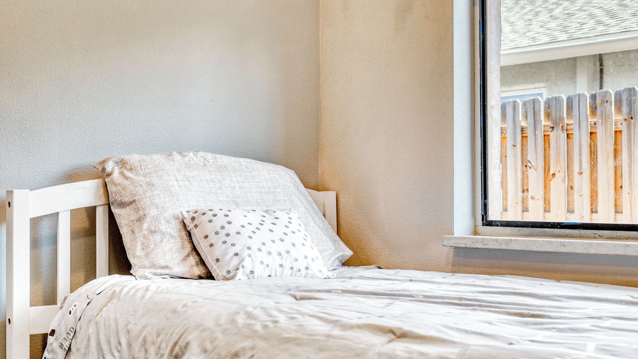 Photo of Bedroom in Lake Sarasota