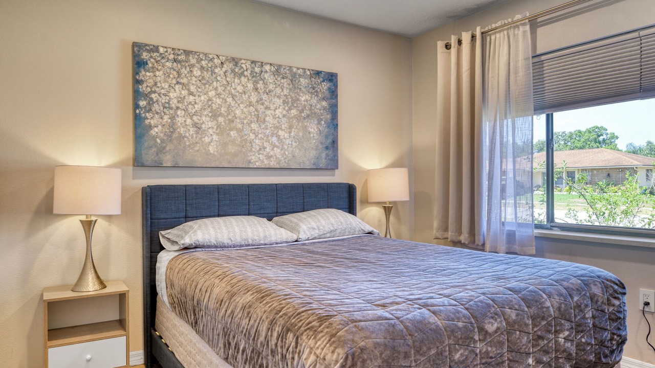Photo of Bedroom in Lake Sarasota