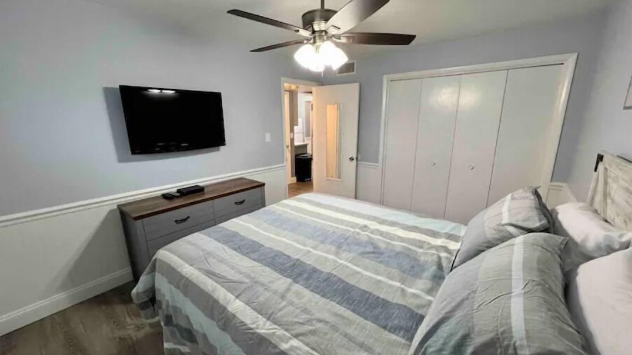 Photo of Bedroom in Cocoa Isles