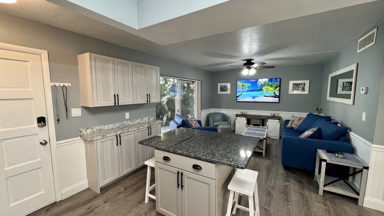 Photo of Livingroom in Cocoa Isles