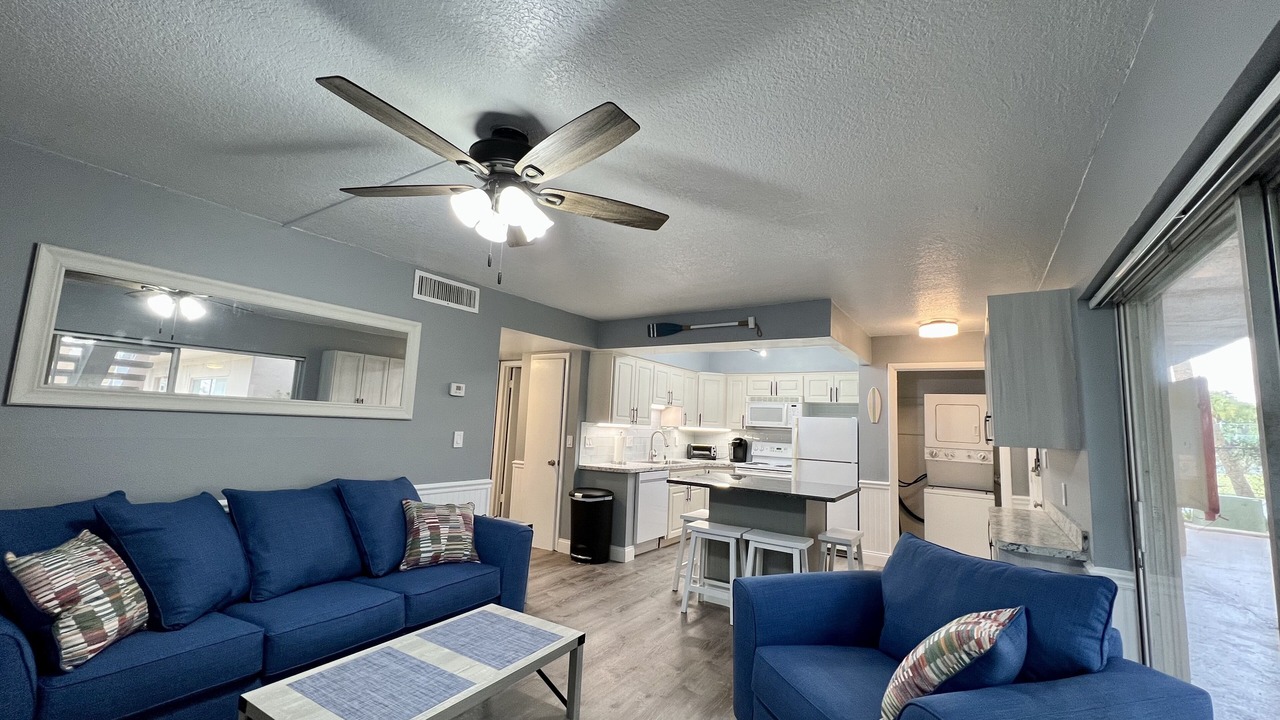 Photo of Livingroom in Cocoa Isles