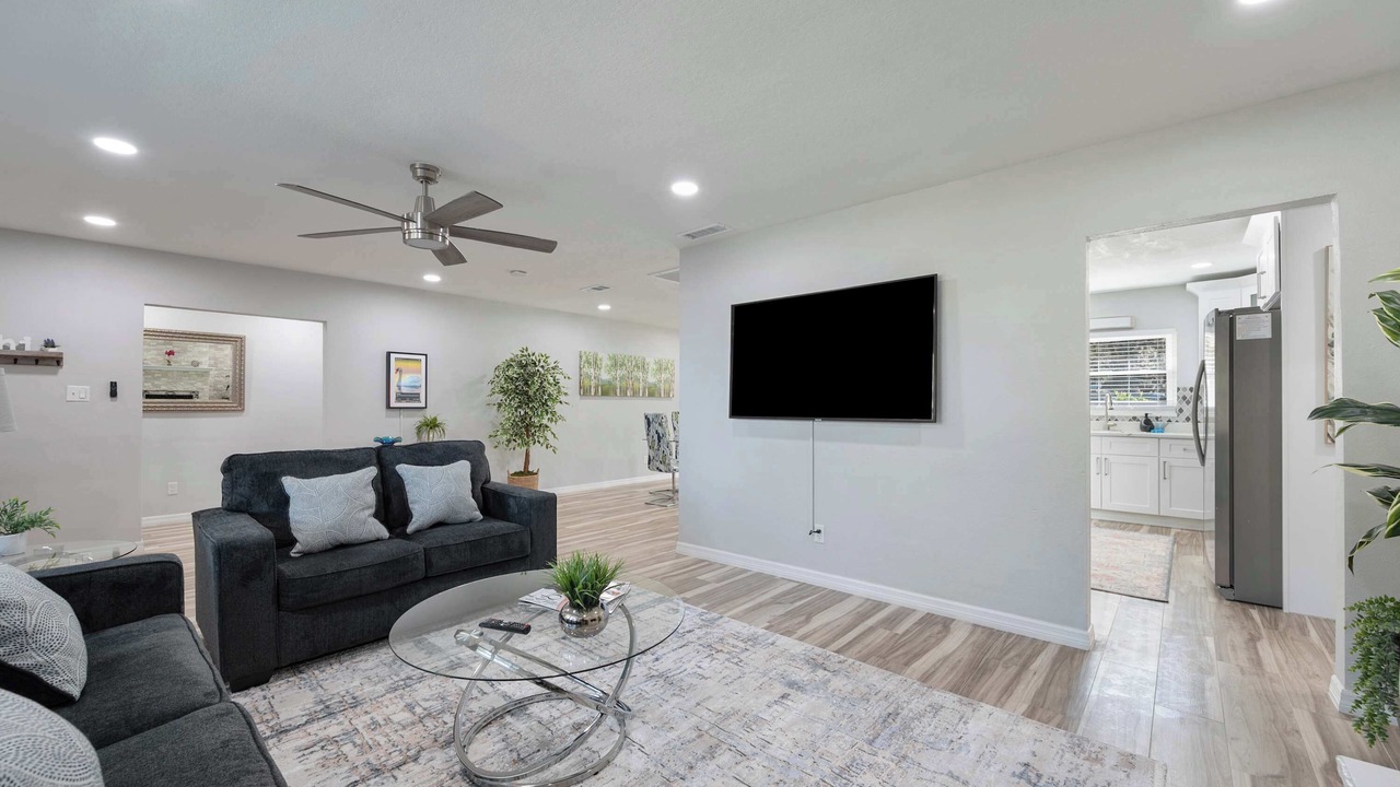 Photo of Livingroom in Lakeland