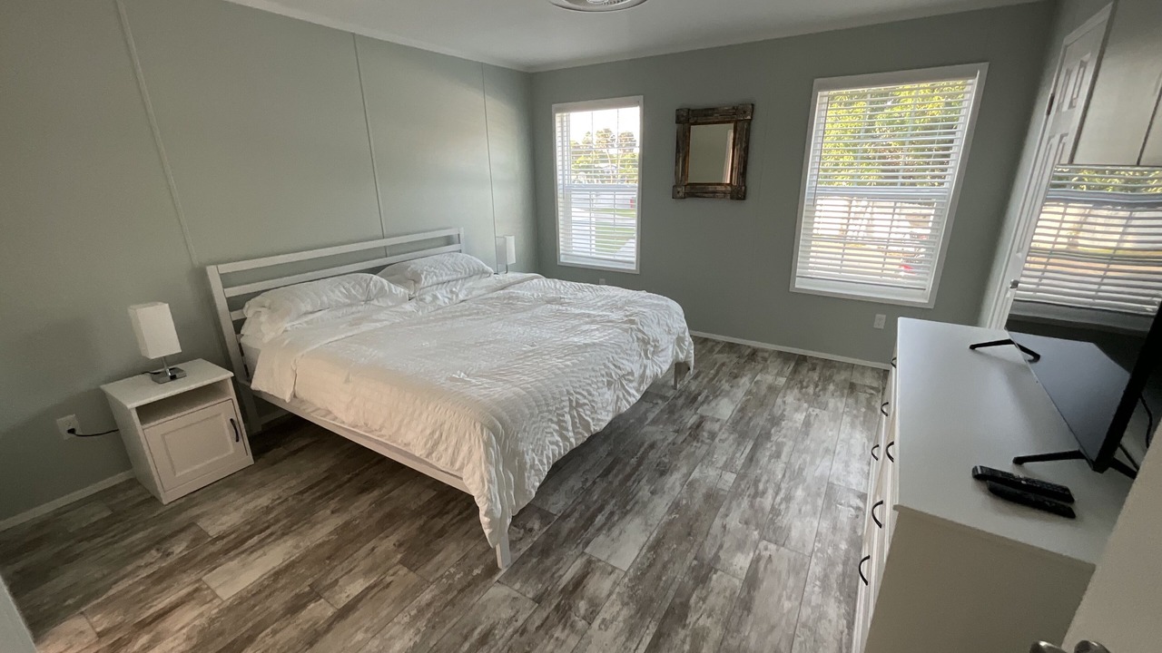 Photo of Bedroom in Henderson Creek Park