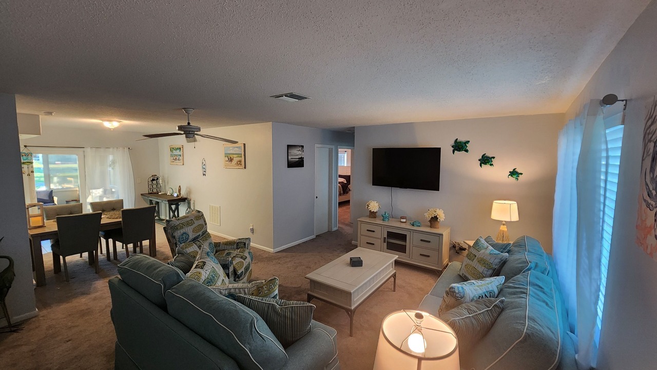 Photo of Livingroom in North Port
