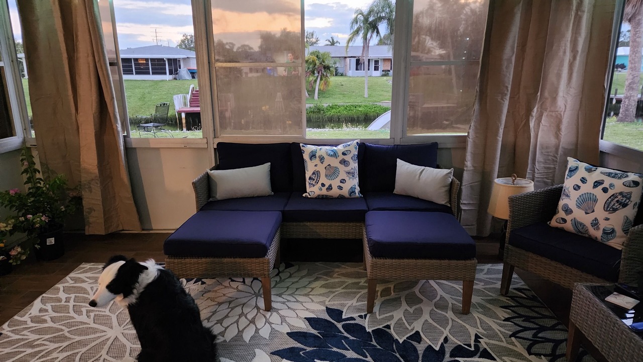 Photo of Livingroom in North Port