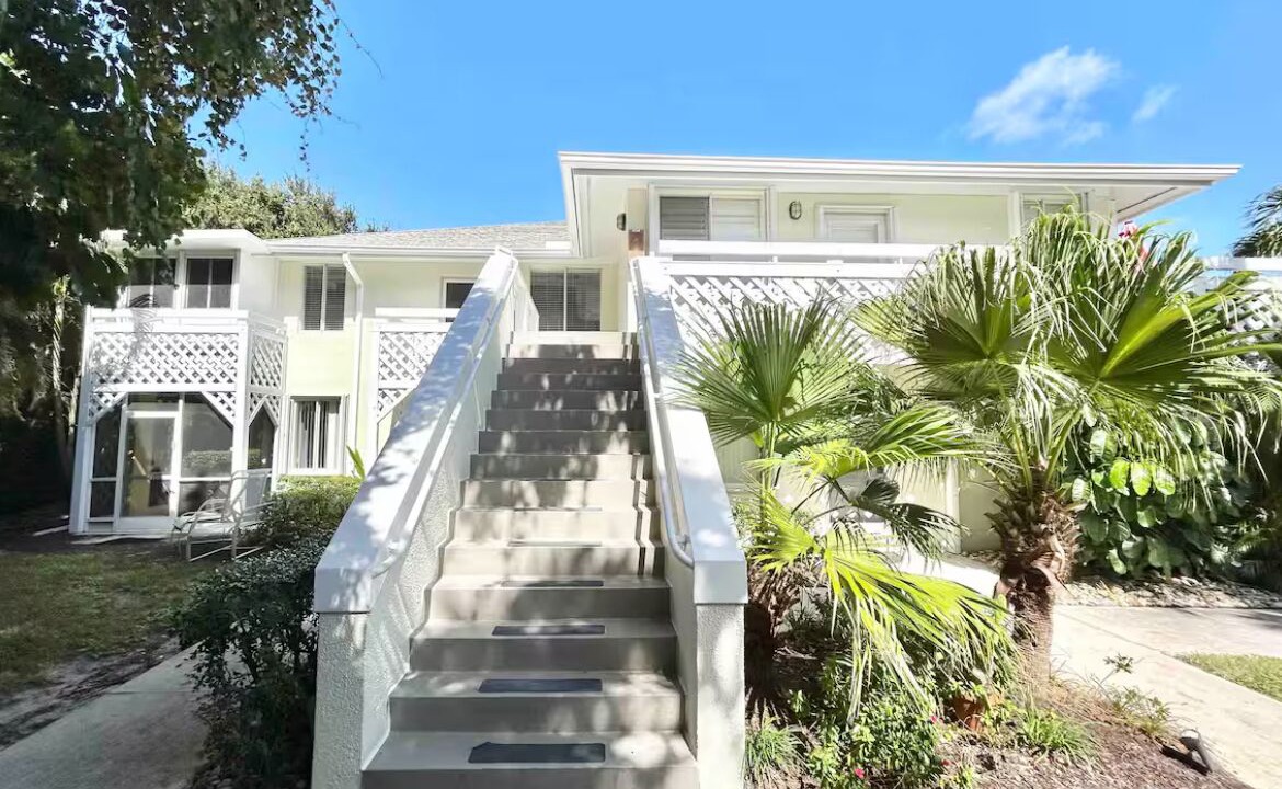 Photo of Outdoor in Jupiter Bay