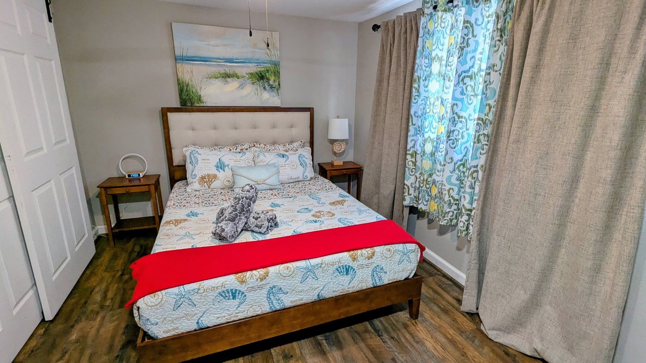 Photo of Bedroom in Forest Hills