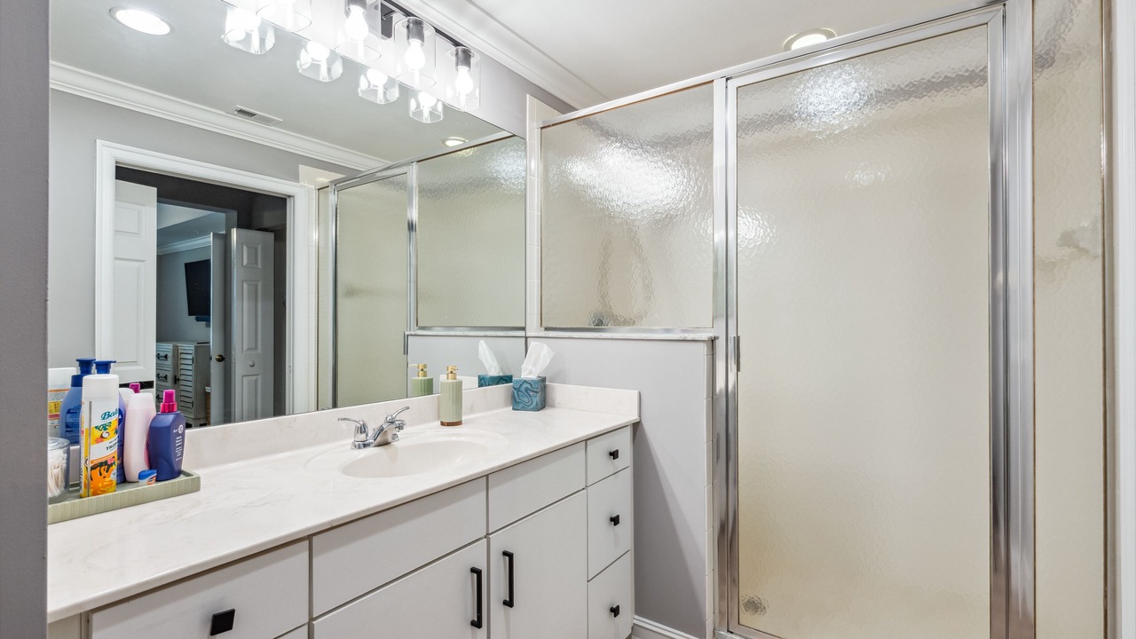 Photo of Bathroom in Tarpon Bay