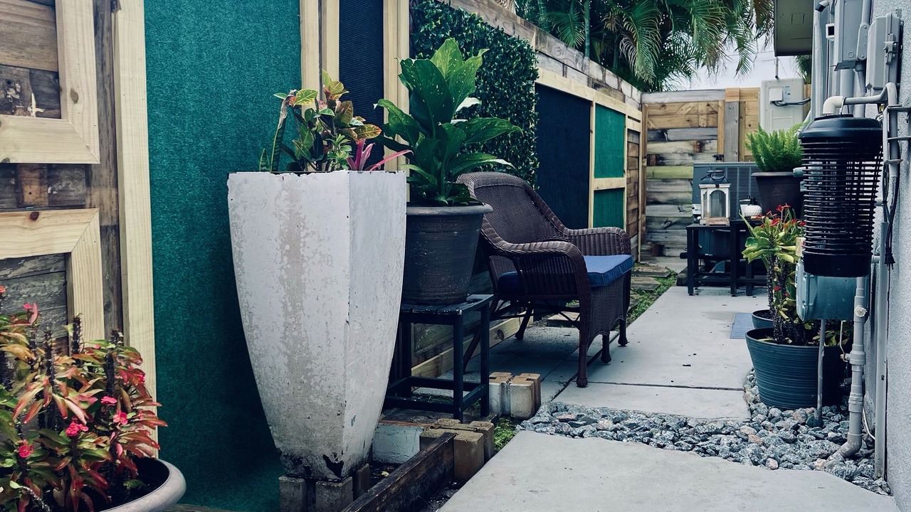 Photo of Patio Balcony in Sunrise
